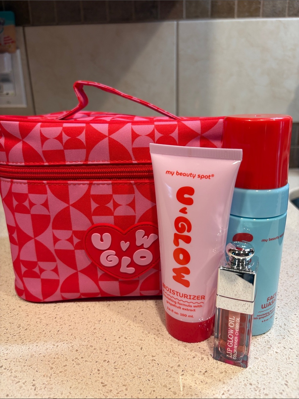 U·GLOW Pink & Nylon Cosmetic Bag & 3 Beauty Products All New!